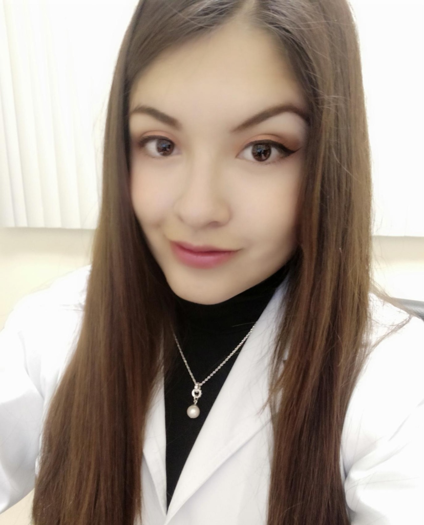 Professora Erika Ludeña